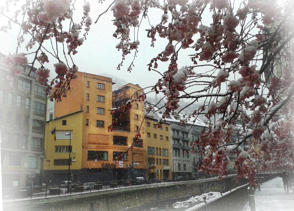 Hotel Salvia D'Or Andorra la Vieja Exterior foto